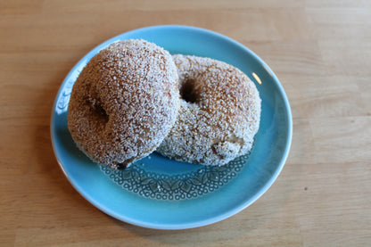 Bagels for Saturday, Nov. 22 -- Golden raisin and fennel